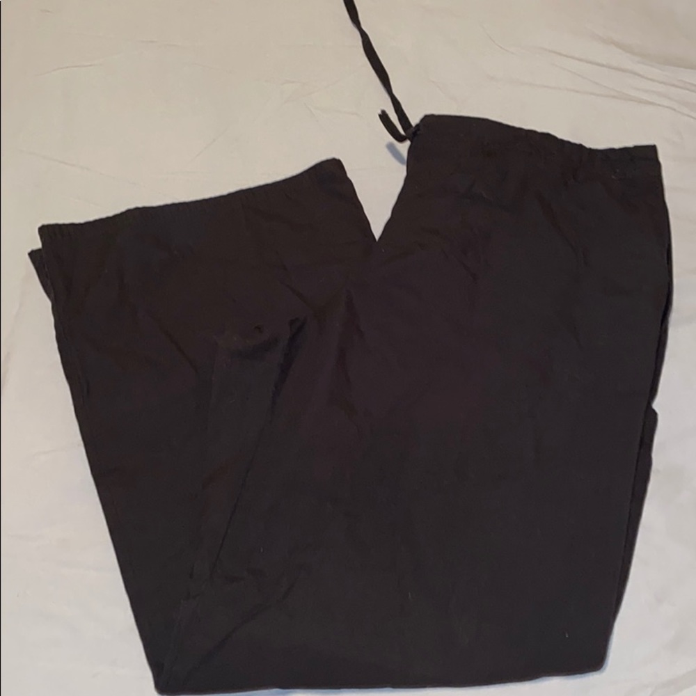 Black scrub pants